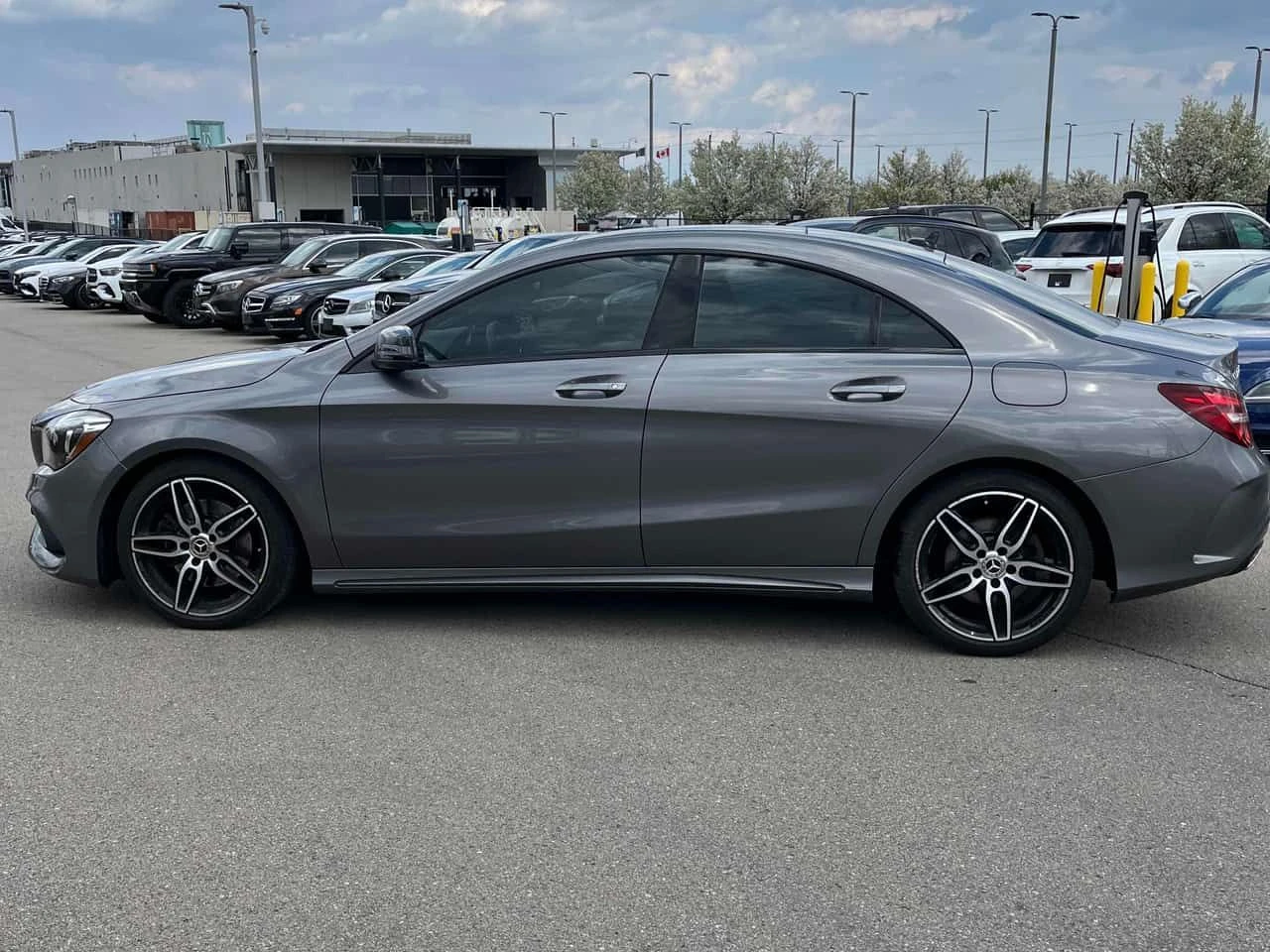 Mercedes-Benz CLA 250 | ПОДГРЕВ | CARFAX | ДВА КЛЮЧА | , снимка 2 - Автомобили и джипове - 54529056