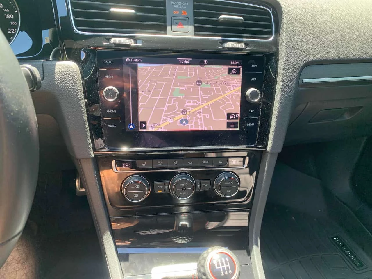 VW Golf GTI | РЪЧКА | ШИБИДАХ | ПОДГРЕВ | CARFAX | , снимка 9 - Автомобили и джипове - 54714122