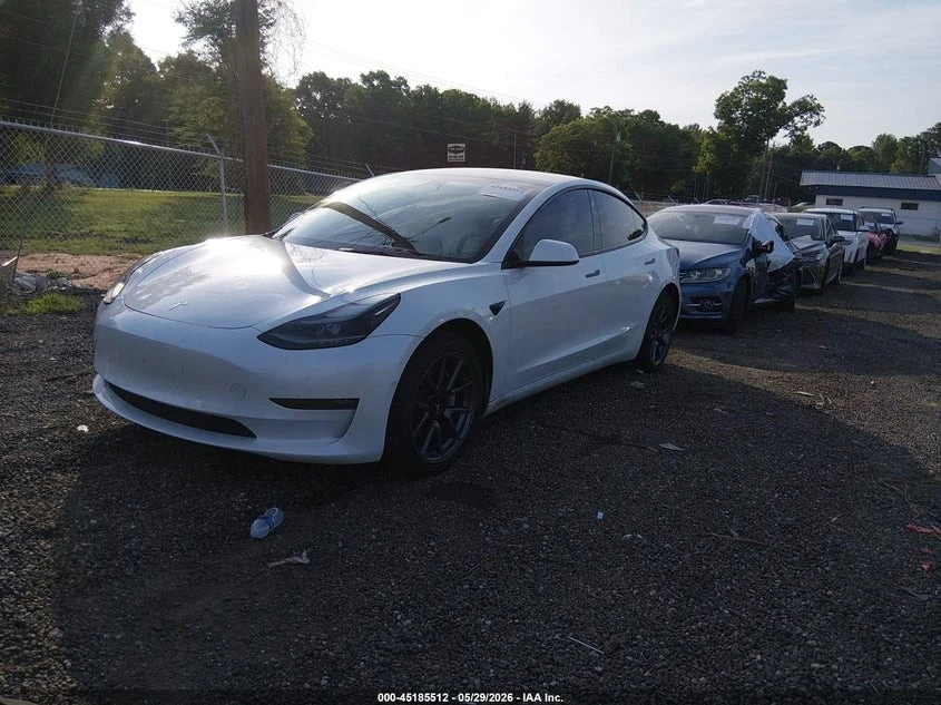Tesla Model 3 * LONG RANGE* DUAL MOTOR ALL-WHE* KEYLESS* Camera*, снимка 3 - Автомобили и джипове - 55046440