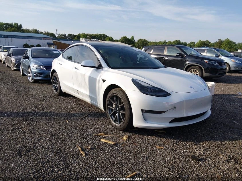 Tesla Model 3 * LONG RANGE* DUAL MOTOR ALL-WHE* KEYLESS* Camera*
