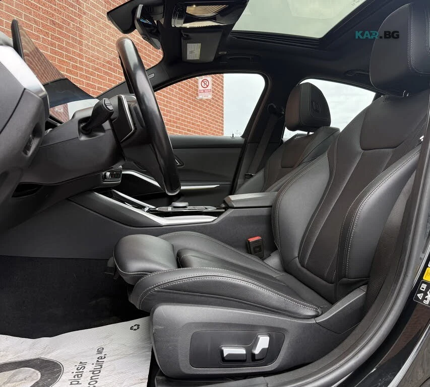 BMW 330 * PANO * xDrive * Автокредит (Цена до България), снимка 11 - Автомобили и джипове - 55117656