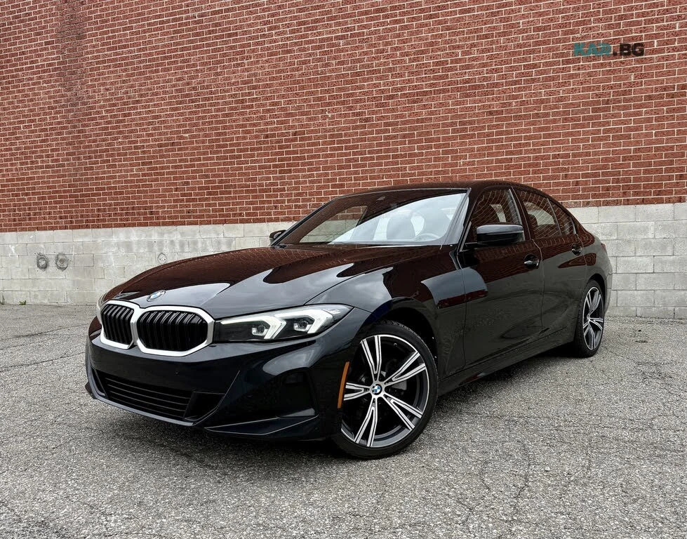 BMW 330 * PANO * xDrive * Автокредит (Цена до България)