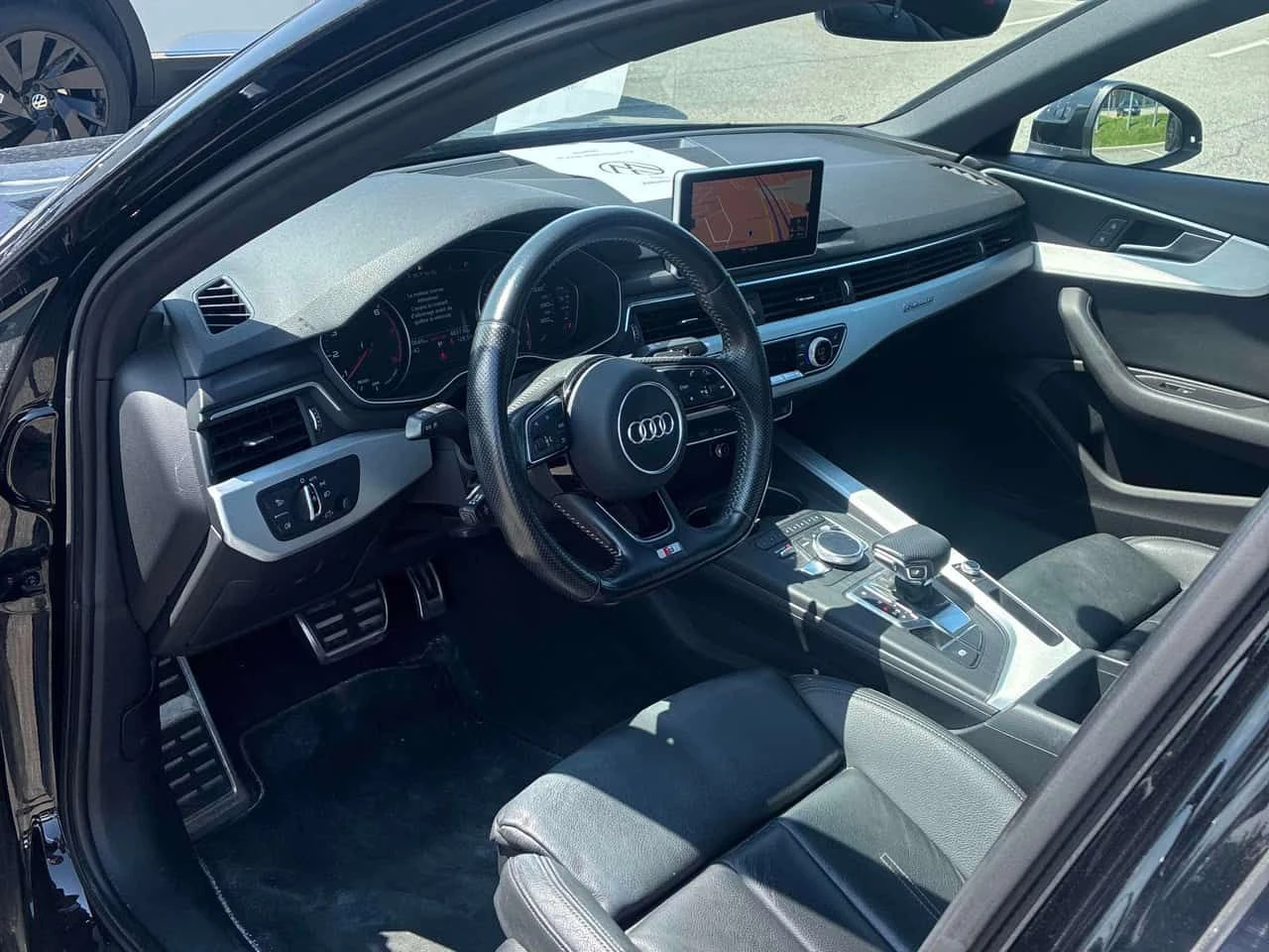 Audi A4 Progressiv | CARFAX | АВТОКРЕДИТ БЕЗ ПЪРВОНАЧАЛНА, снимка 7 - Автомобили и джипове - 55590265