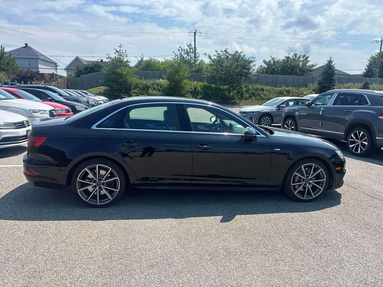 Audi A4 Progressiv | CARFAX | АВТОКРЕДИТ БЕЗ ПЪРВОНАЧАЛНА, снимка 4 - Автомобили и джипове - 55590265