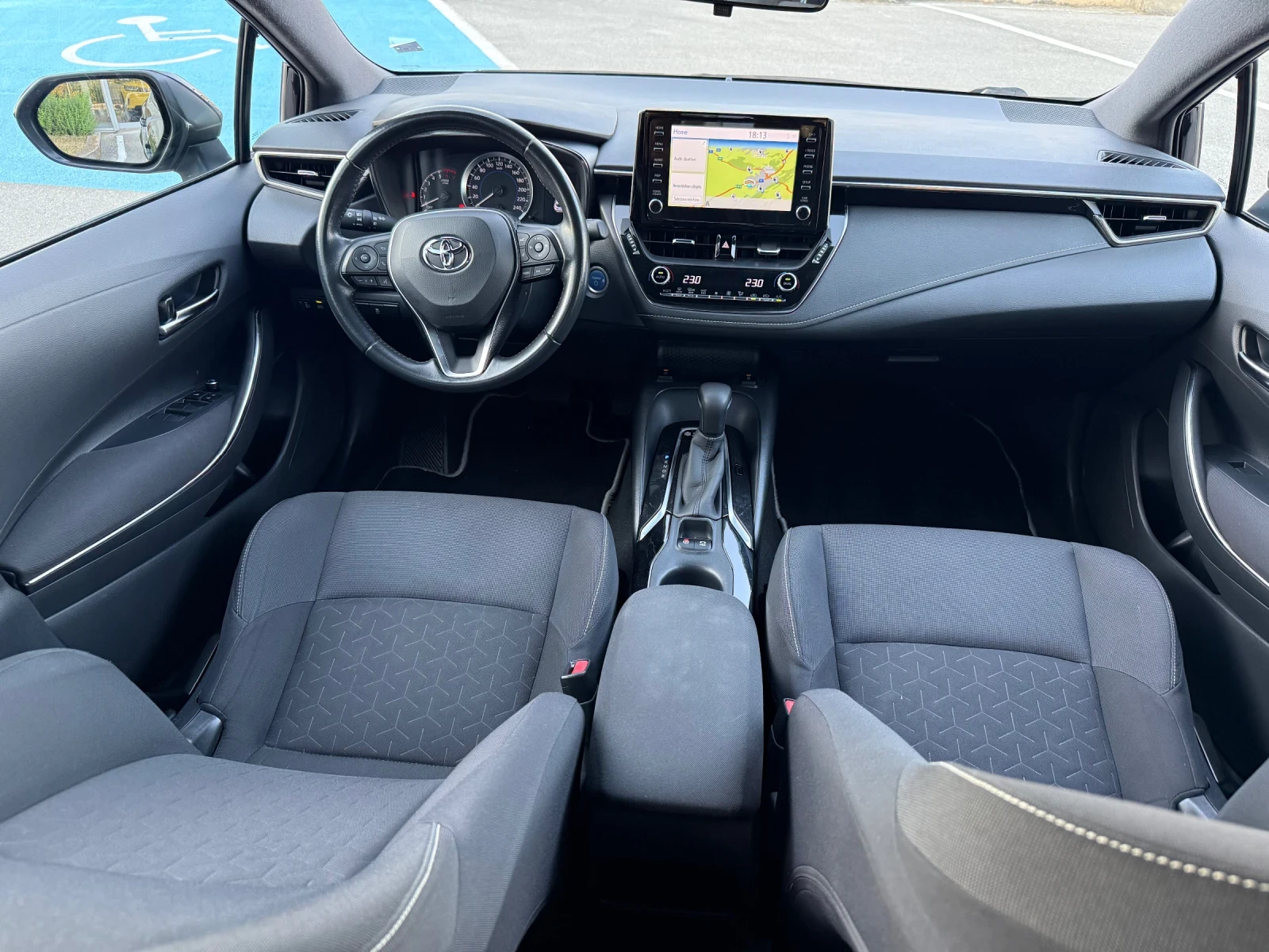 Toyota Corolla 1.8 Hibrid 122 кс 126000км Гаранция., снимка 12 - Автомобили и джипове - 55646361