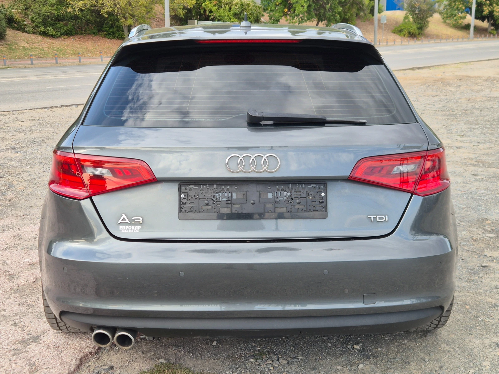 Audi A3 2.0TDI S-Line Автомат, снимка 4 - Автомобили и джипове - 55829301