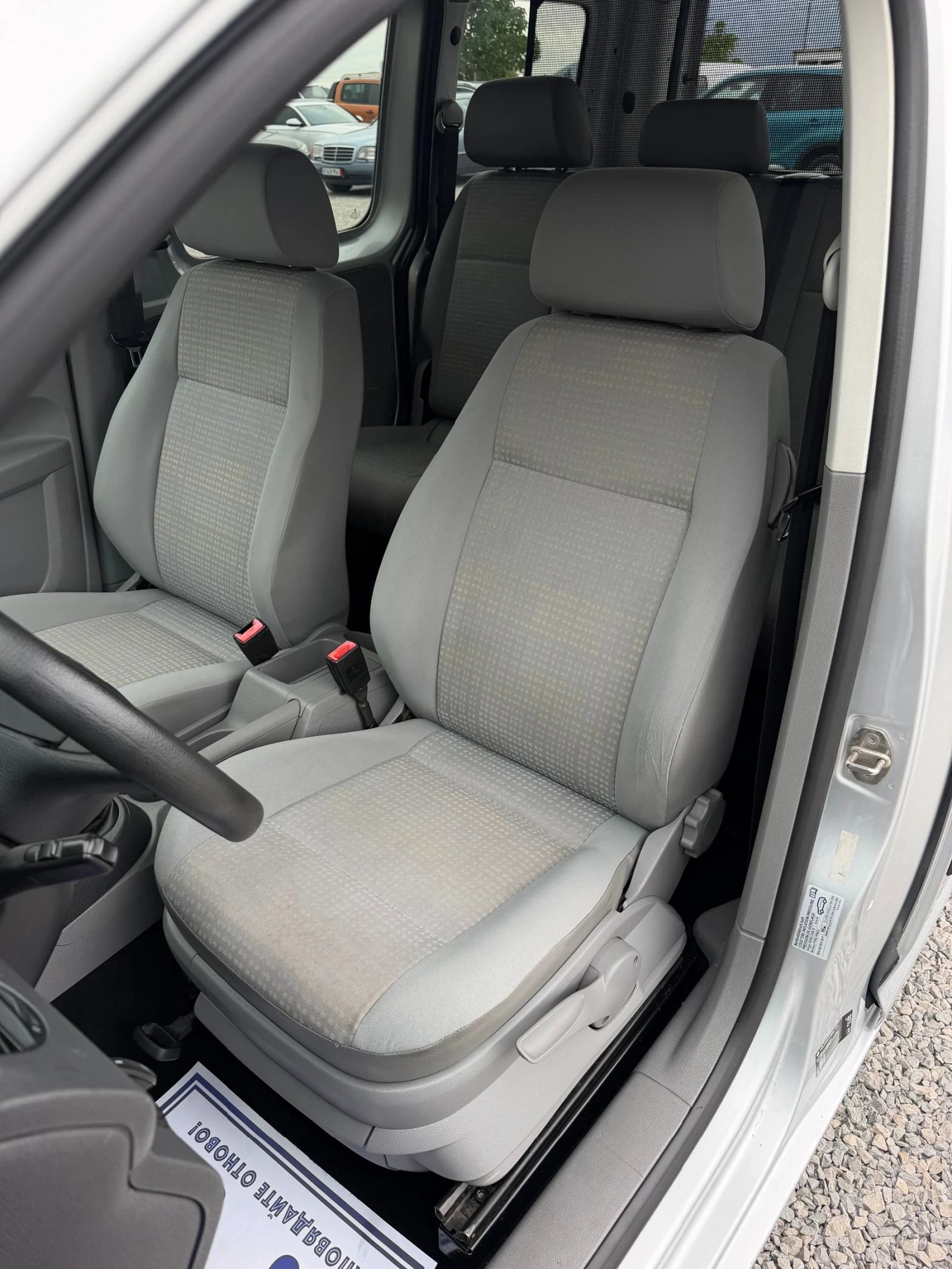 VW Caddy 1.9TDi 105кс * Климатик* * Швейцария* , снимка 12 - Автомобили и джипове - 55872971