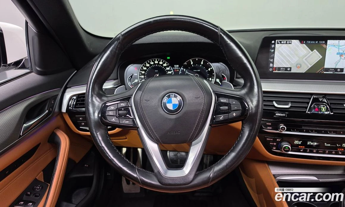 BMW 520 520d M Sport Special Edition, снимка 13 - Автомобили и джипове - 56157010