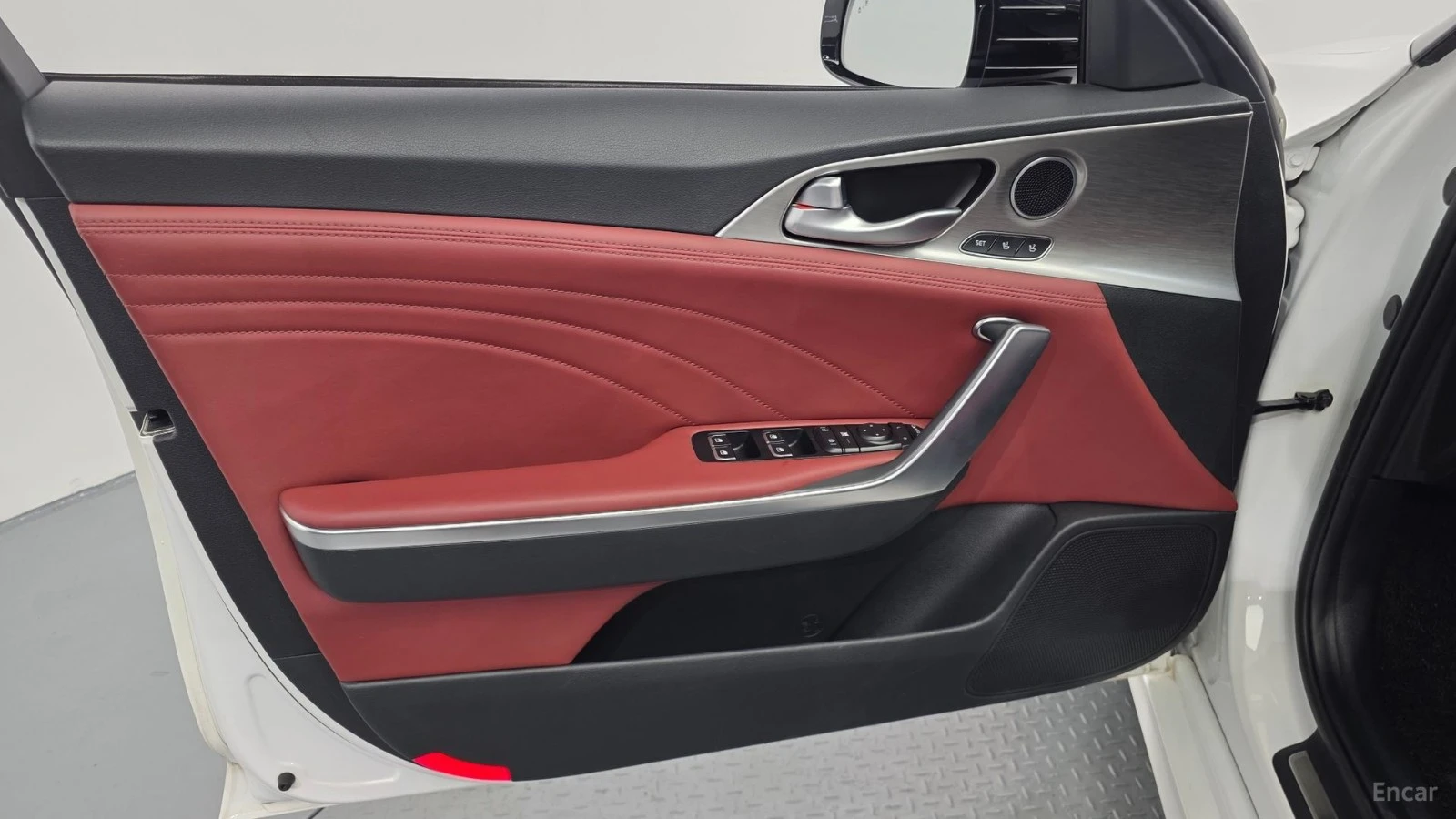 Kia Stinger 3.3 GT Masters Turbo| PANO| HEADS UP| 360 | Mobile.bg � ����������� 16
