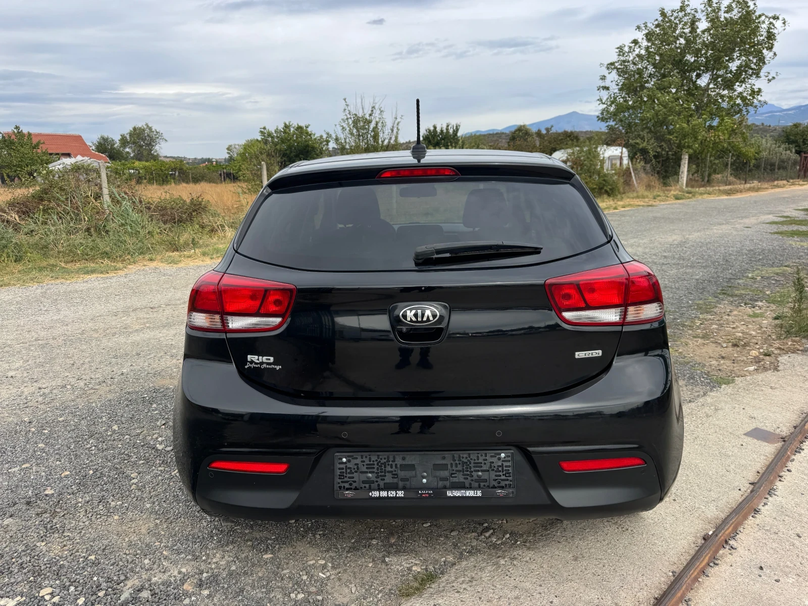 Kia Rio 1.4 CRDI * NAVI* CAMERA* FULL* , снимка 6 - Автомобили и джипове - 56223429