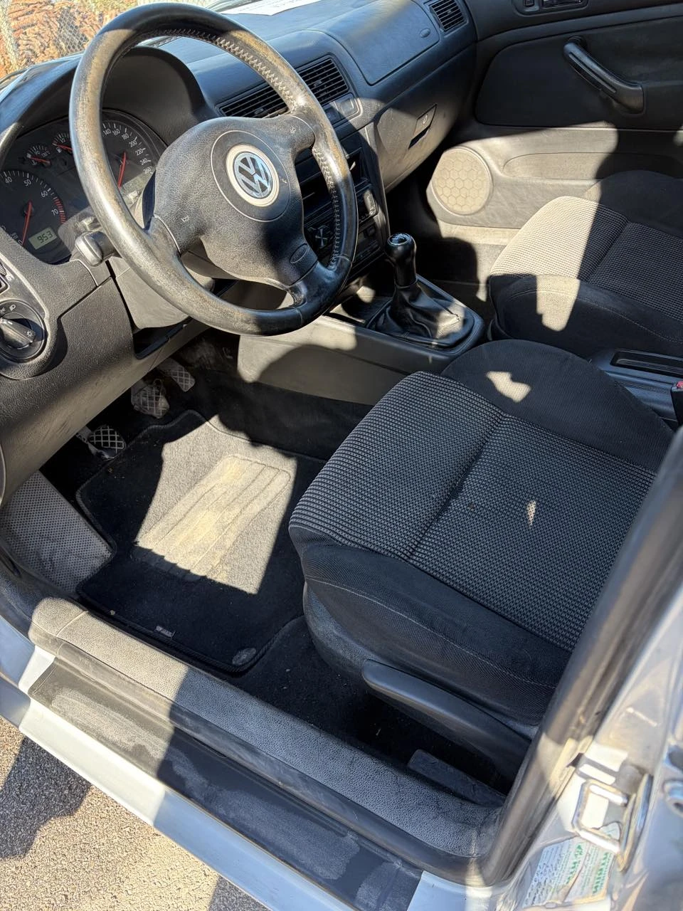 VW Golf 4, снимка 3 - Автомобили и джипове - 56246902