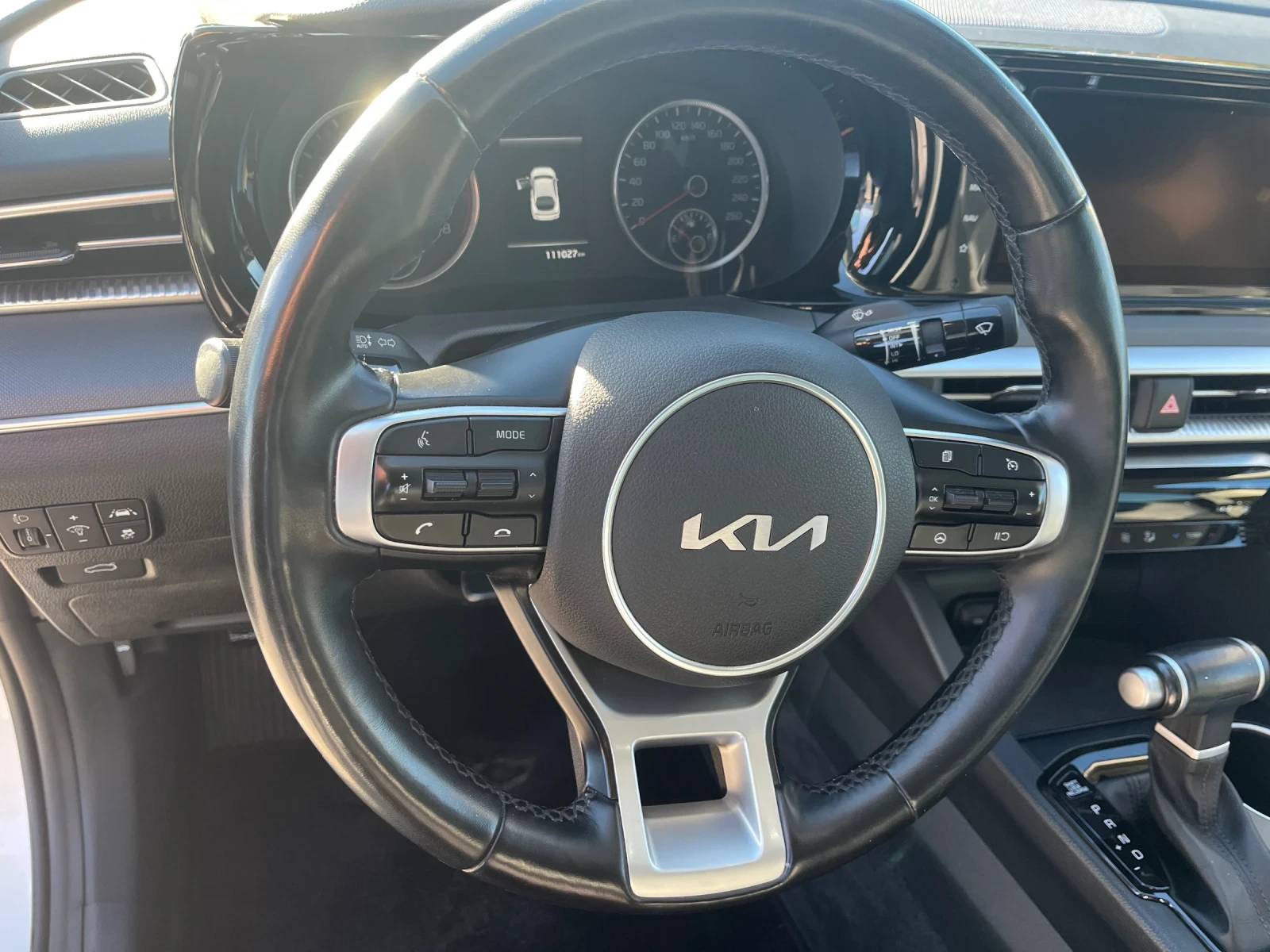 Kia K5 2.0 LPI, снимка 10 - Автомобили и джипове - 56353810