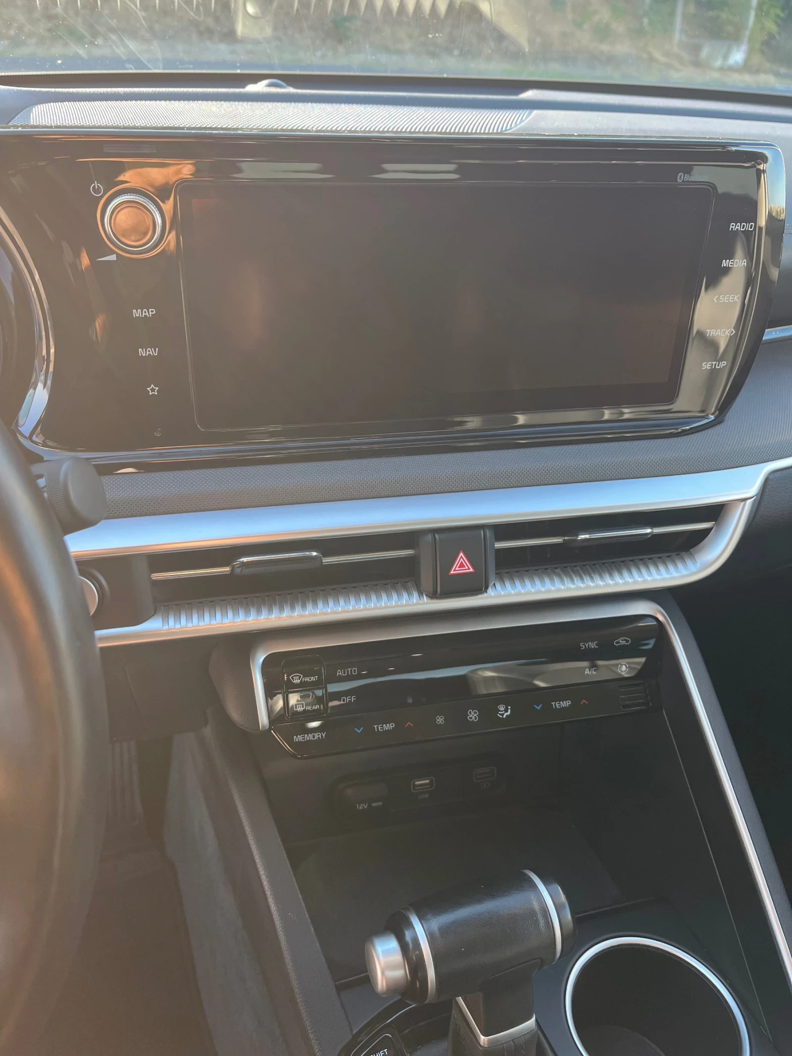 Kia K5 2.0 LPI, снимка 15 - Автомобили и джипове - 56353810