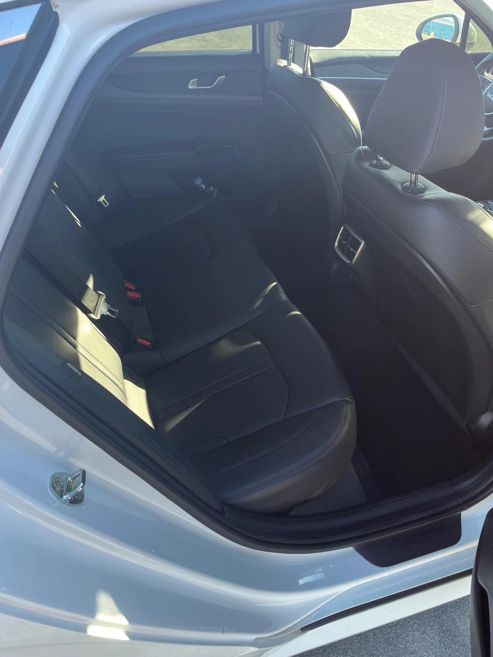 Kia K5 2.0 LPI, снимка 12 - Автомобили и джипове - 56353810
