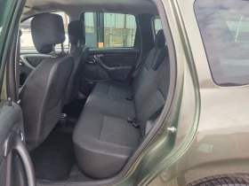 Dacia Duster 1.6i ГАЗ КЛИМАТИК, снимка 6 - Автомобили и джипове - 53694353