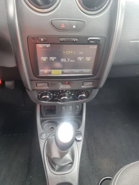 Dacia Duster 1.6i ГАЗ КЛИМАТИК, снимка 11 - Автомобили и джипове - 53694353