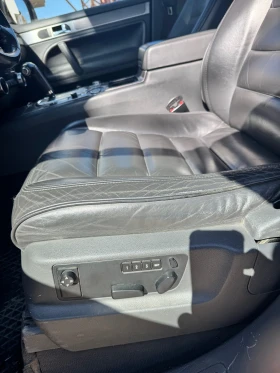 VW Touareg 3.0 TDI - 3250 € / 6356.45 лв. - 48802592 10