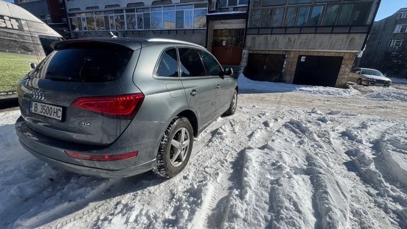 Audi Q5 2.0 TDI, снимка 4 - Автомобили и джипове - 49231645