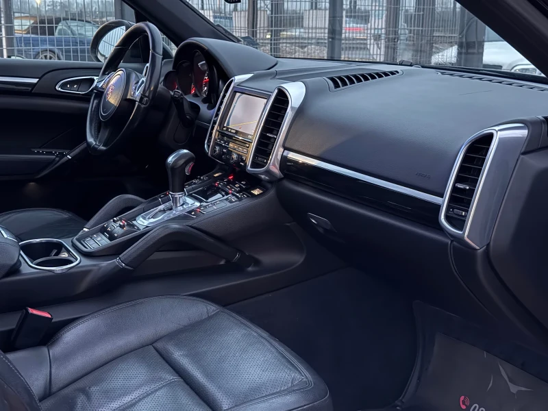 Porsche Cayenne 4.2TDI* 2014г* FULL MAX* 21* Топ Състояние* 230.00, снимка 14 - Автомобили и джипове - 52578836
