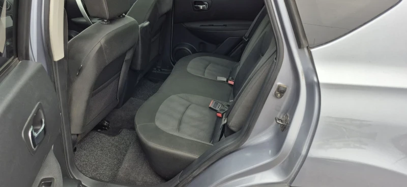 Nissan Qashqai 1.5 DCI Evro 5 Панорама Като Нов, снимка 11 - Автомобили и джипове - 52673687