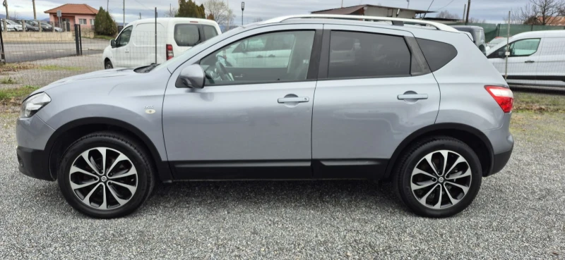 Nissan Qashqai 1.5 DCI Evro 5 Панорама Като Нов, снимка 6 - Автомобили и джипове - 52673687