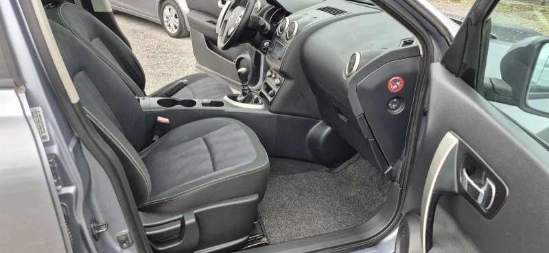 Nissan Qashqai 1.5 DCI Evro 5 Панорама Като Нов, снимка 10 - Автомобили и джипове - 52673687