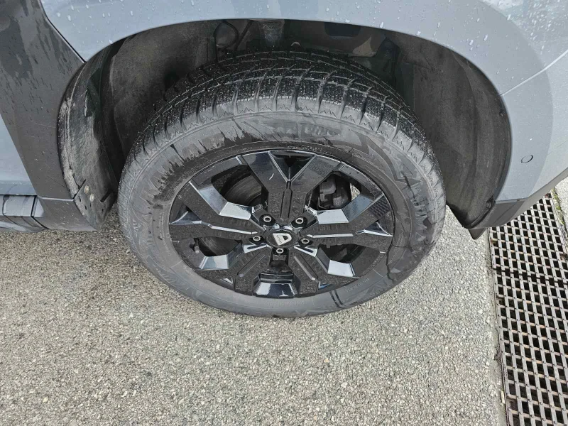 Dacia Duster 1.0 TCe 90 Stop&Start LPG, снимка 15 - Автомобили и джипове - 53582215