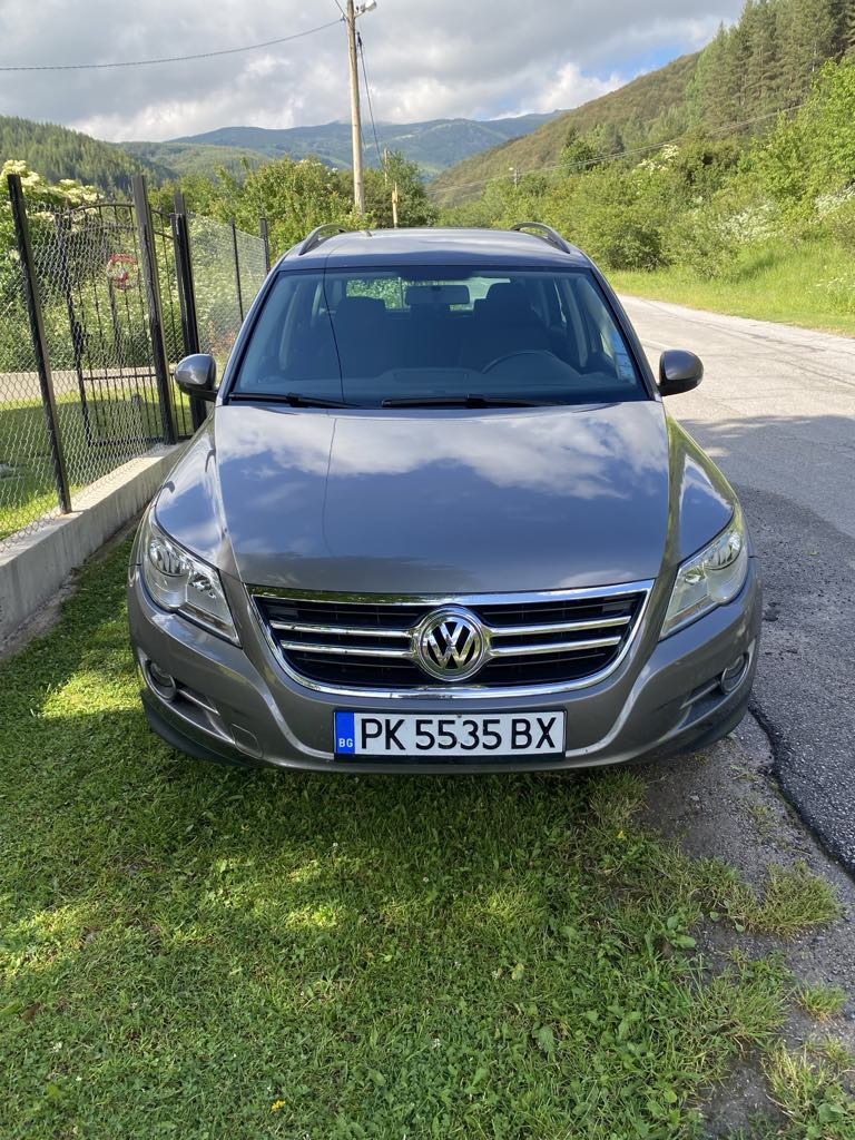 VW Tiguan, снимка 1 - Автомобили и джипове - 46649599