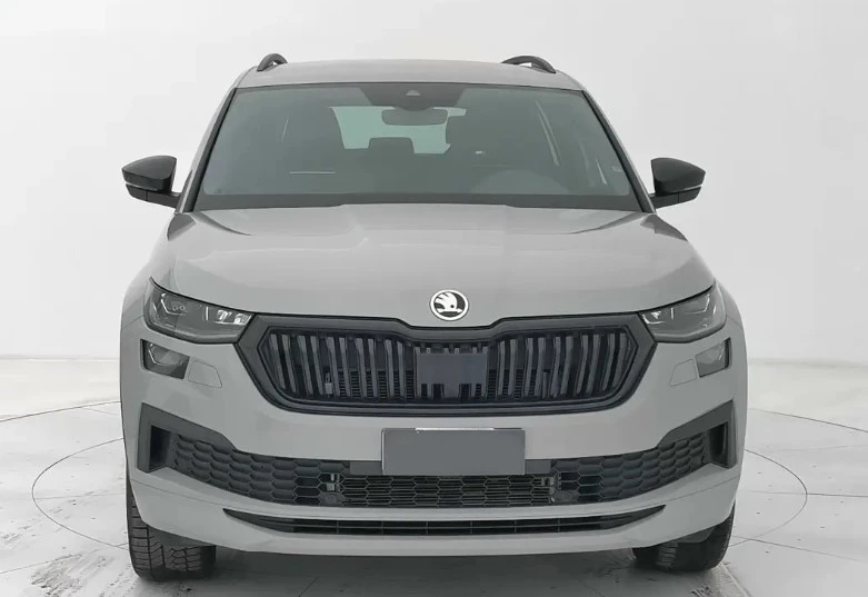 Skoda Kodiaq 2.0 TDI Sportline 4x4 , снимка 3 - Автомобили и джипове - 55663090