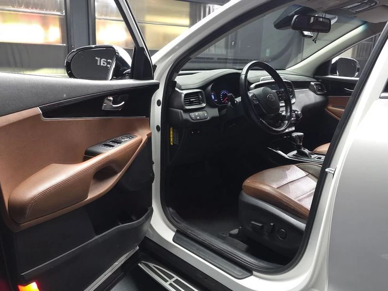 Kia Sorento 2.2 CRDI NOBLESSE/ОБДУХВАНЕ/ПОДГРЕВ, снимка 10 - Автомобили и джипове - 55854105