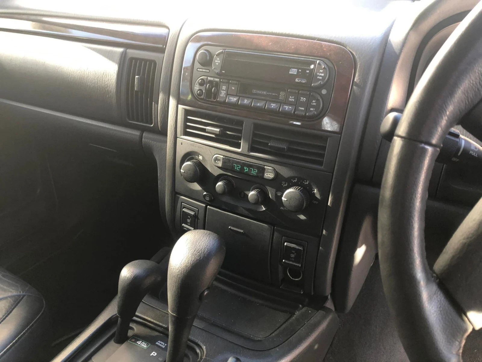 Jeep Grand cherokee  - изображение 8