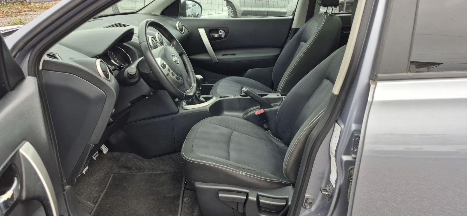 Nissan Qashqai 1.5 DCI Evro 5 Панорама Като Нов - изображение 9