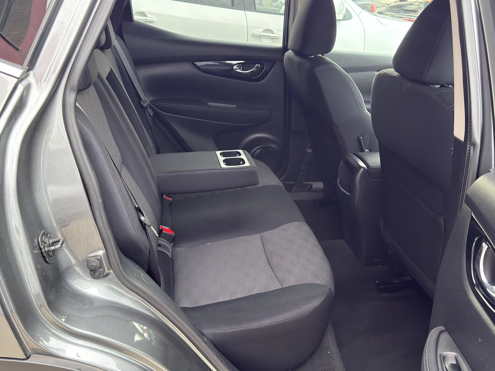 Nissan Qashqai 1.6TURBO Perfect EURO6 B | Mobile.bg � ����������� 11