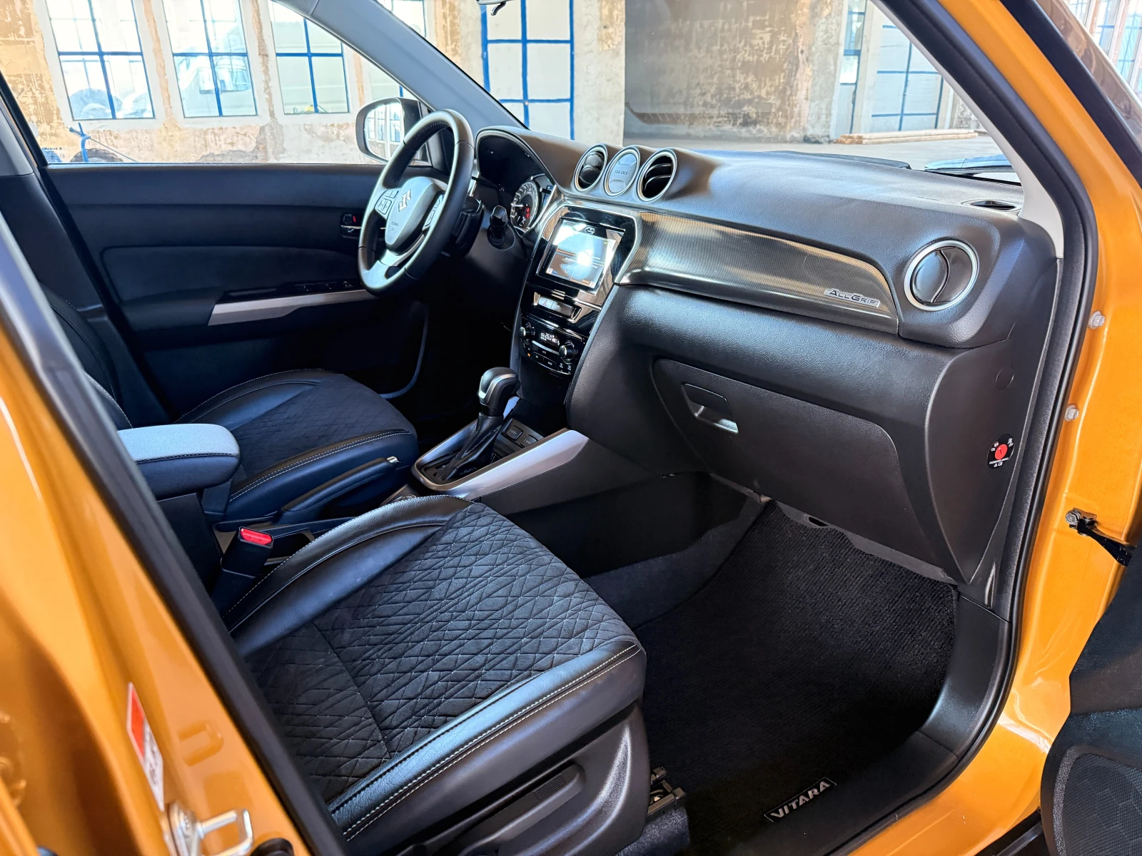 Suzuki Vitara 1.5 FULL HYBRID;4X4;AUTOMATIC;3.000km , снимка 12 - Автомобили и джипове - 53829700