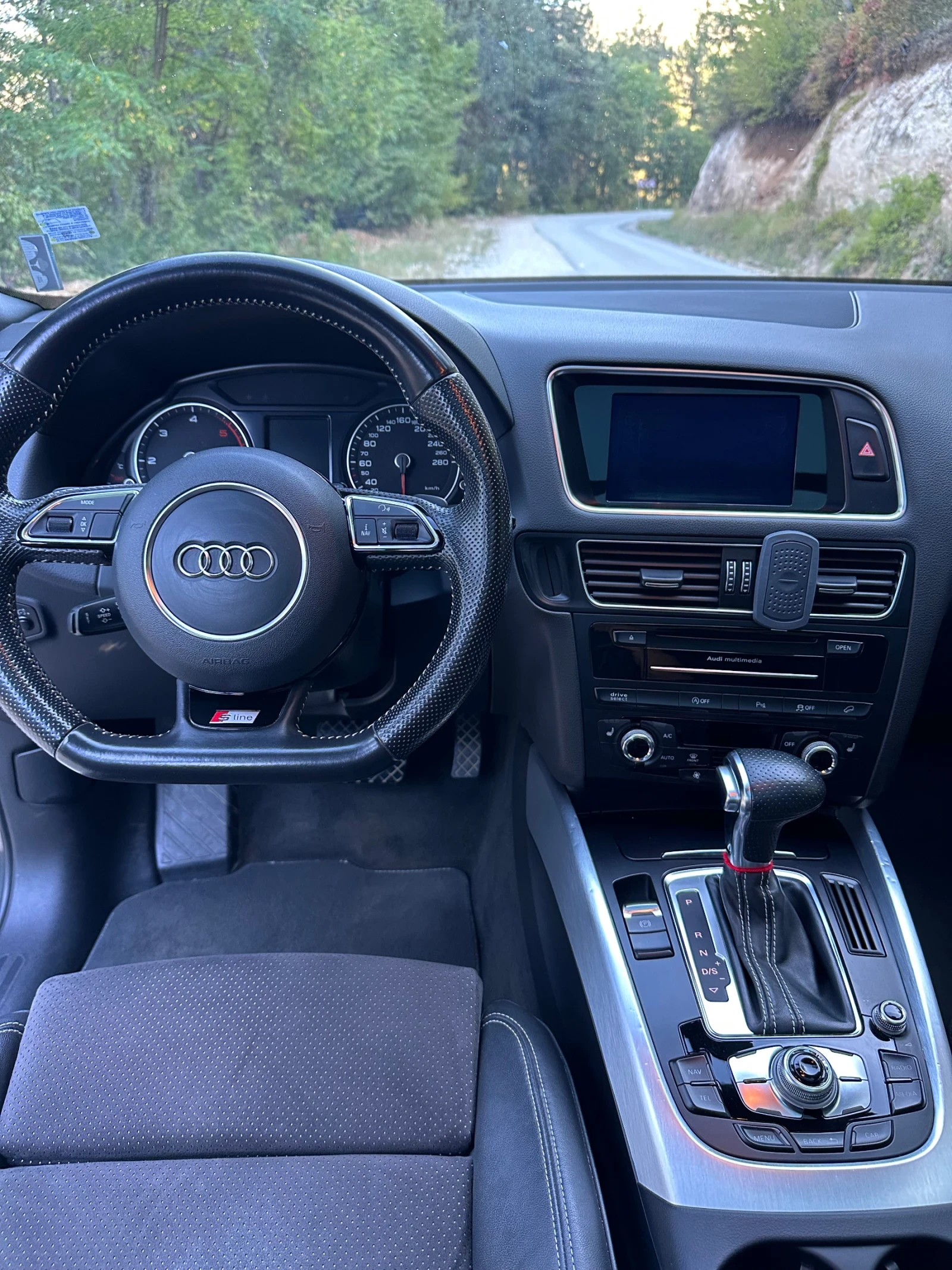Audi Q5, снимка 10 - Автомобили и джипове - 55398435