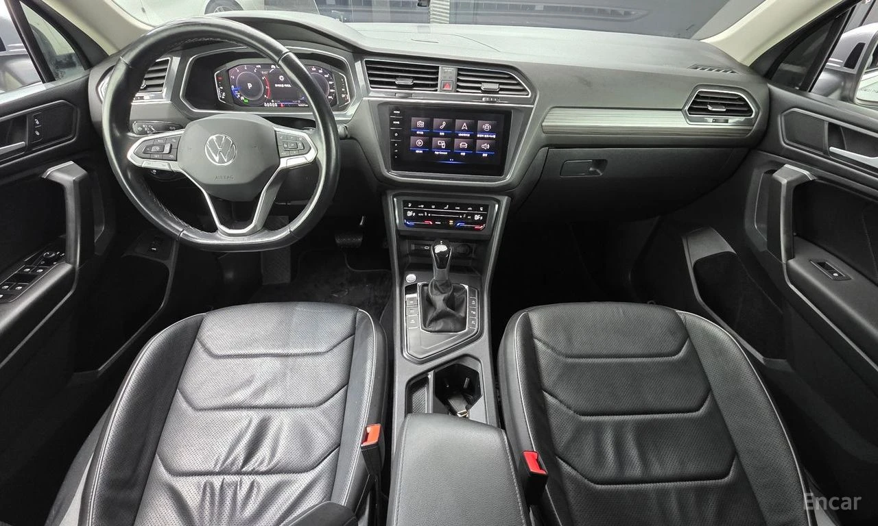 VW Tiguan PRESTIGE* ДИСТРОНИК* ХЕДЪП* 360КАМЕРА* , снимка 7 - Автомобили и джипове - 55562716