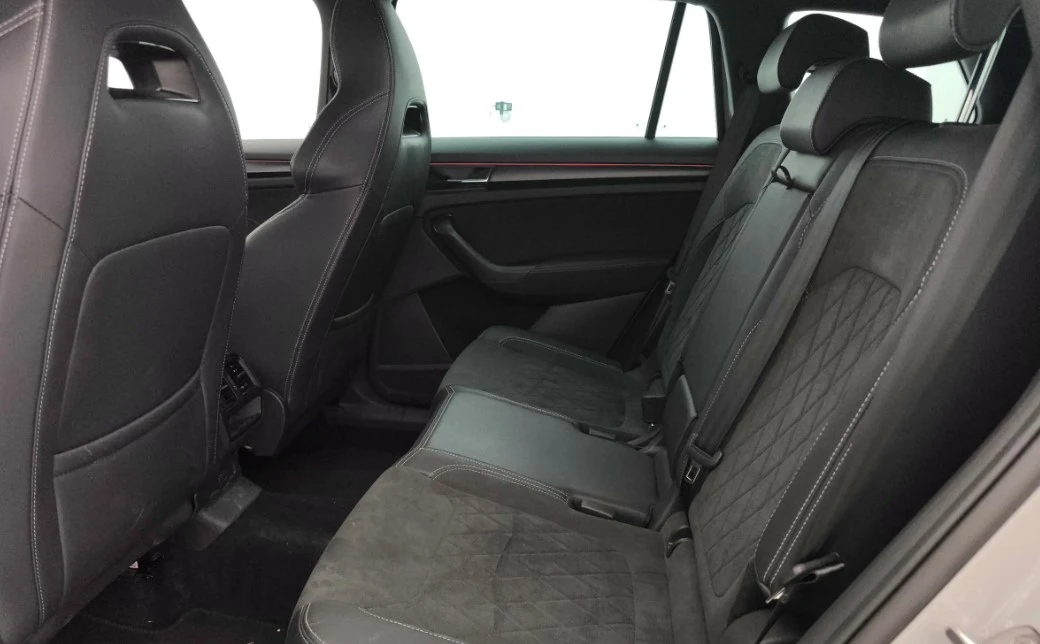Skoda Kodiaq 2.0 TDI Sportline 4x4 , снимка 10 - Автомобили и джипове - 55663090