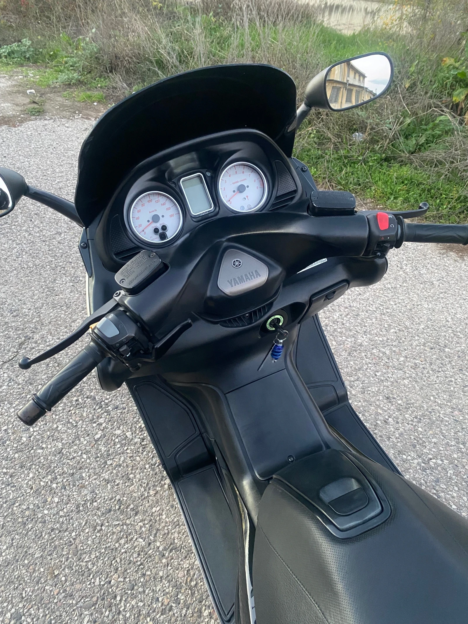 Yamaha T-max  - изображение 8