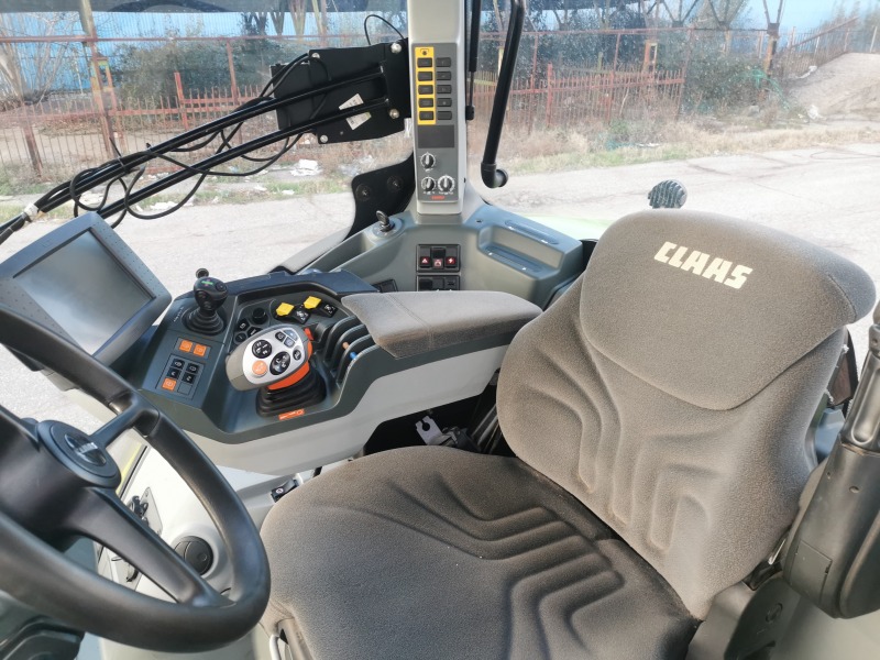 Трактор Claas AXION 850 C-MATIC, снимка 6 - Селскостопанска техника - 43381560