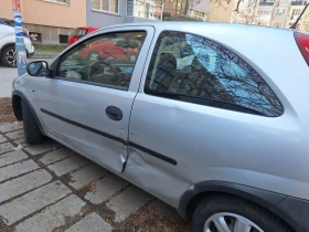 Opel Corsa 1.0i Климатик, снимка 4