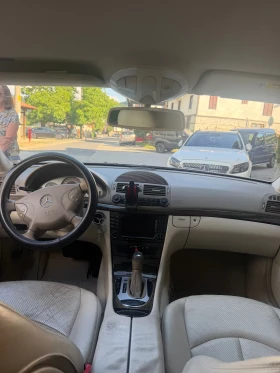 Mercedes-Benz E 220, снимка 9