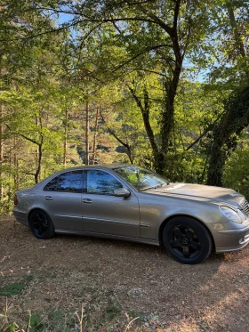Mercedes-Benz E 220, снимка 4