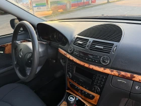 Mercedes-Benz E 220, снимка 11 - Автомобили и джипове - 53672018