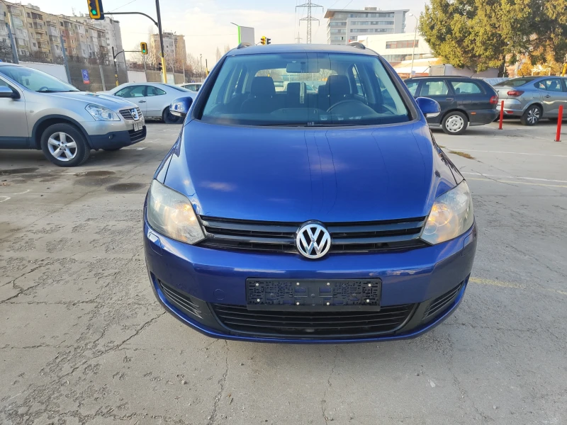 VW Golf Plus 1.6TDi, снимка 2 - Автомобили и джипове - 48145885