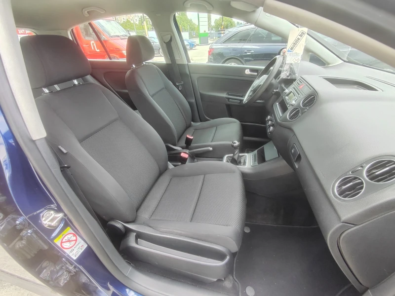 VW Golf Plus 1.6TDi, снимка 10 - Автомобили и джипове - 48145885