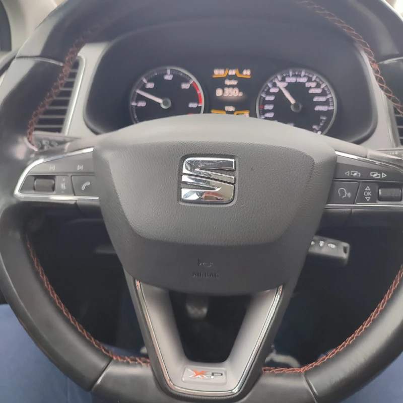 Seat Leon Experience 4drive, снимка 5 - Автомобили и джипове - 48790091