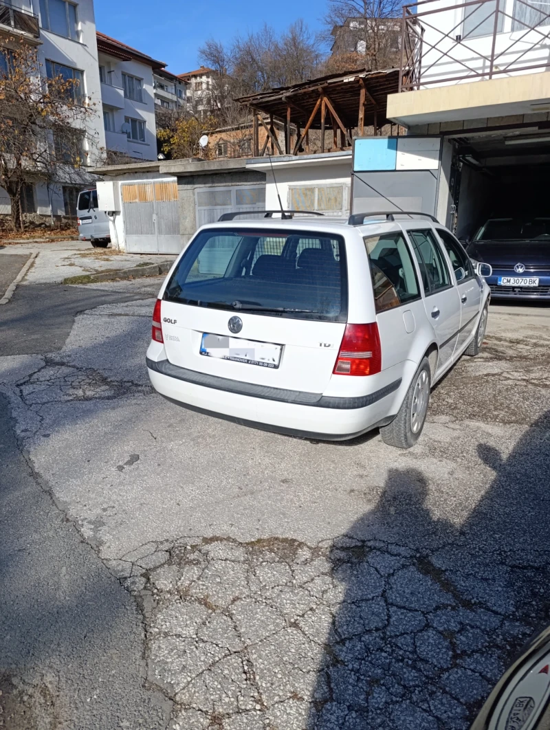 VW Golf 1.9tdi , снимка 4 - Автомобили и джипове - 48902859