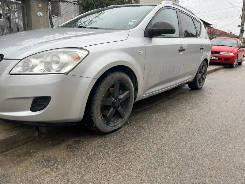 Kia Ceed, снимка 7 - Автомобили и джипове - 49193691