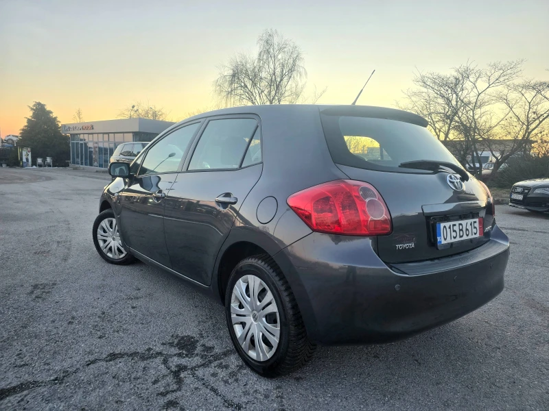 Toyota Auris KЛИМАТРОНИК/ПАРКТРОНИК/1.6VVT-i, снимка 6 - Автомобили и джипове - 49529311