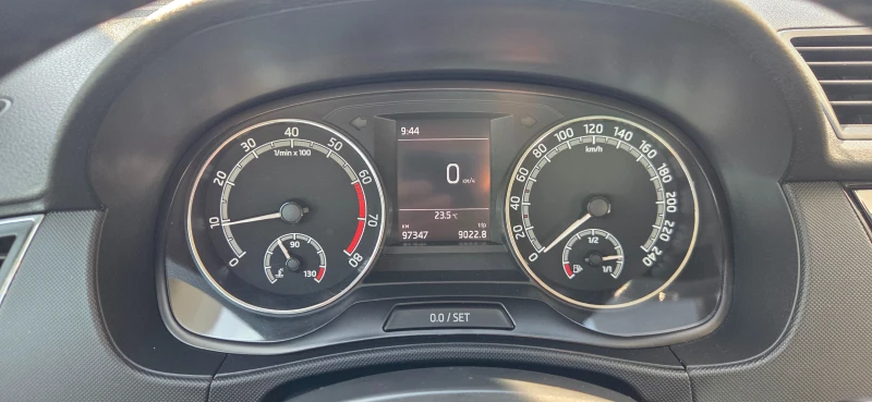 Skoda Fabia, снимка 12 - Автомобили и джипове - 50646287